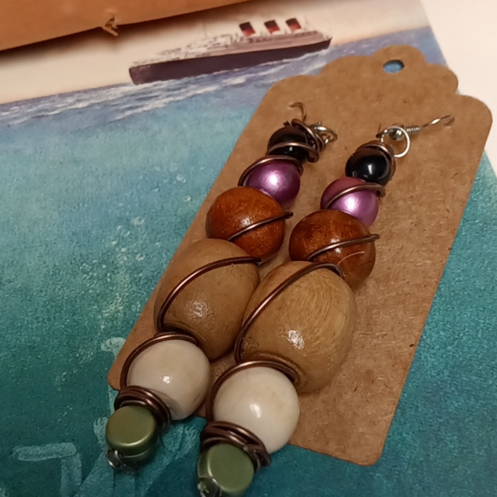 Jewelry - Picture 4 of 4